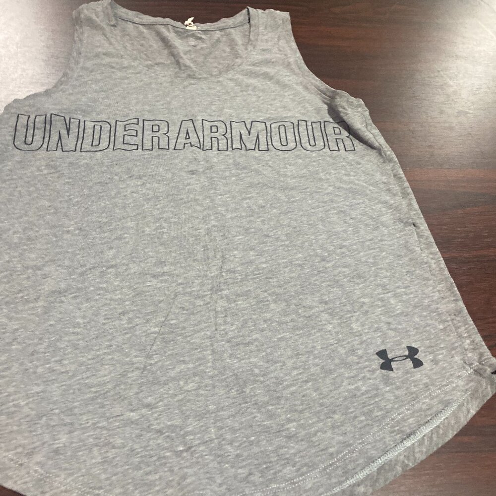 Womans Grey Under Armor Tanktop. Size XS